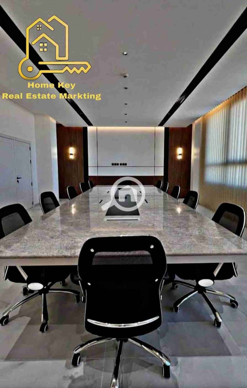 4 Picsart_25-10-30_15-05-18-937. jpg