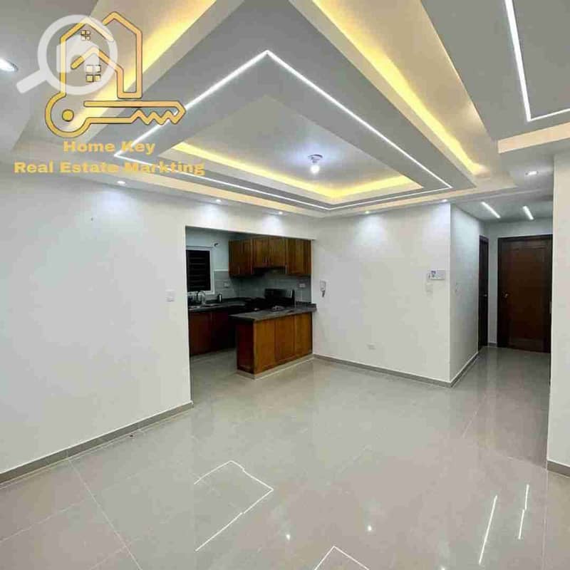 11 Picsart_25-10-22_11-42-47-219. jpg