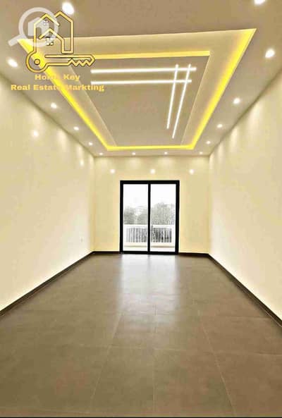 مجمع تجاري  للايجار في مدينة نصر، القاهرة - Picsart_25-10-24_15-25-40-800. jpg