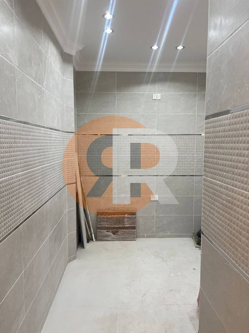 5 WhatsApp Image 2025-10-25 at 17.16. 36_48a94165. jpg