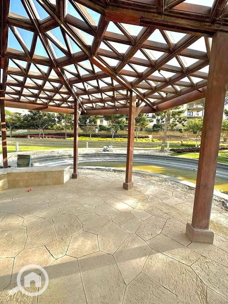 8 406644699_218545857939080_8667843771859128031_n. jpg