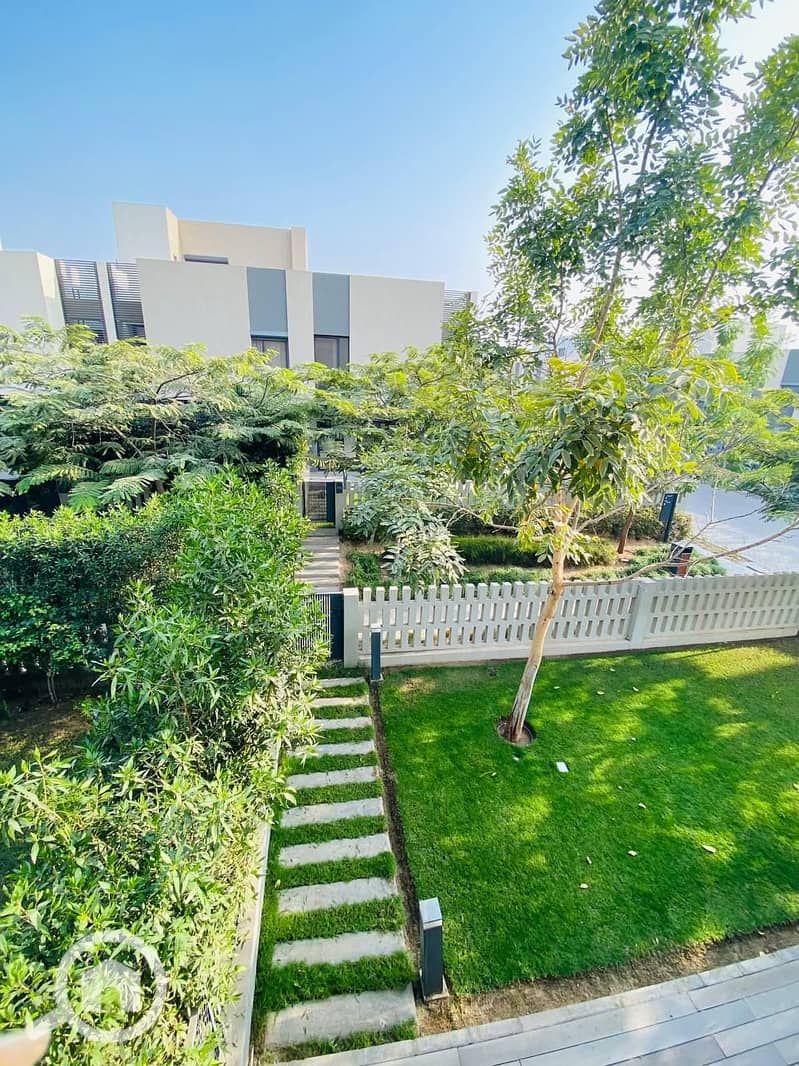 6 3d2d2896-15a3-4430-a1fb-c0fec8f338f6. jpeg