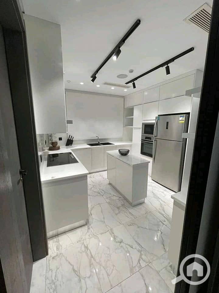 2 6ab83f78-b2a1-41b0-bb4c-0e4f04429ced. jpeg