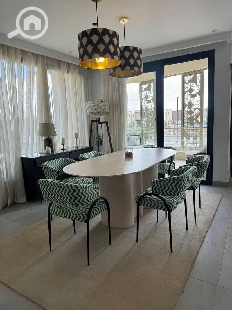 5 b0e05d16-f926-466c-9b15-62a8c271b1be. jpeg