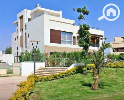 فیلا 5 غرف نوم للبيع في 6 أكتوبر، الجيزة - 528060873_1174930211318185_3526837423637301782_n. jpg