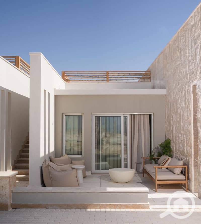 2 e923e27f-8240-42bb-811e-1f9b13225f2f. jpeg