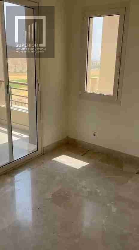 22 1000403866_frame_57. jpg