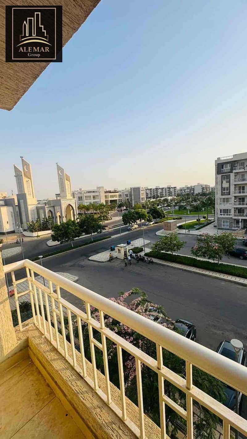 2 93b78de6-42b4-4a33-9f7a-935ee73f425d. jpg