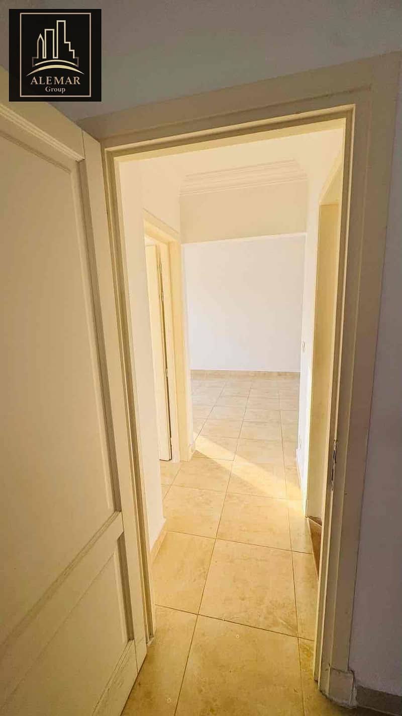 3 7fa1e07d-2b9d-4c8a-ab5e-3c222805d468. jpg