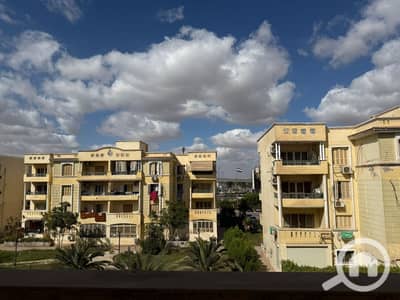 شقة 3 غرف نوم للايجار في الشيخ زايد، الجيزة - IMG-20251121-WA0095. jpg