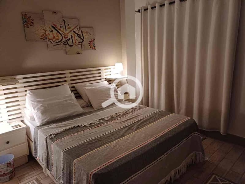 17 1e9a6523-9c02-4888-9414-72652994b8e8. jpg