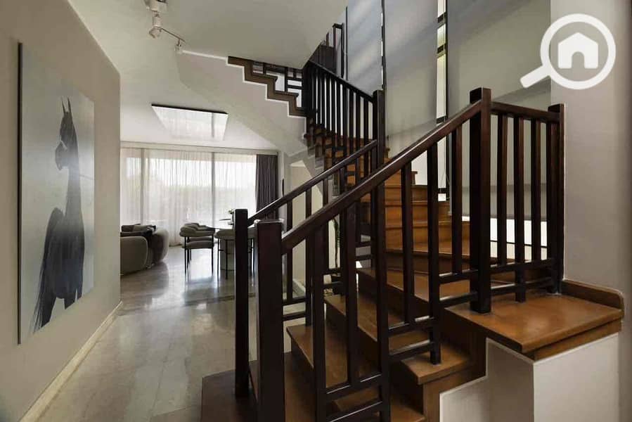 12 5a98a210-03f9-4f9d-9d85-14551626343c. jpg