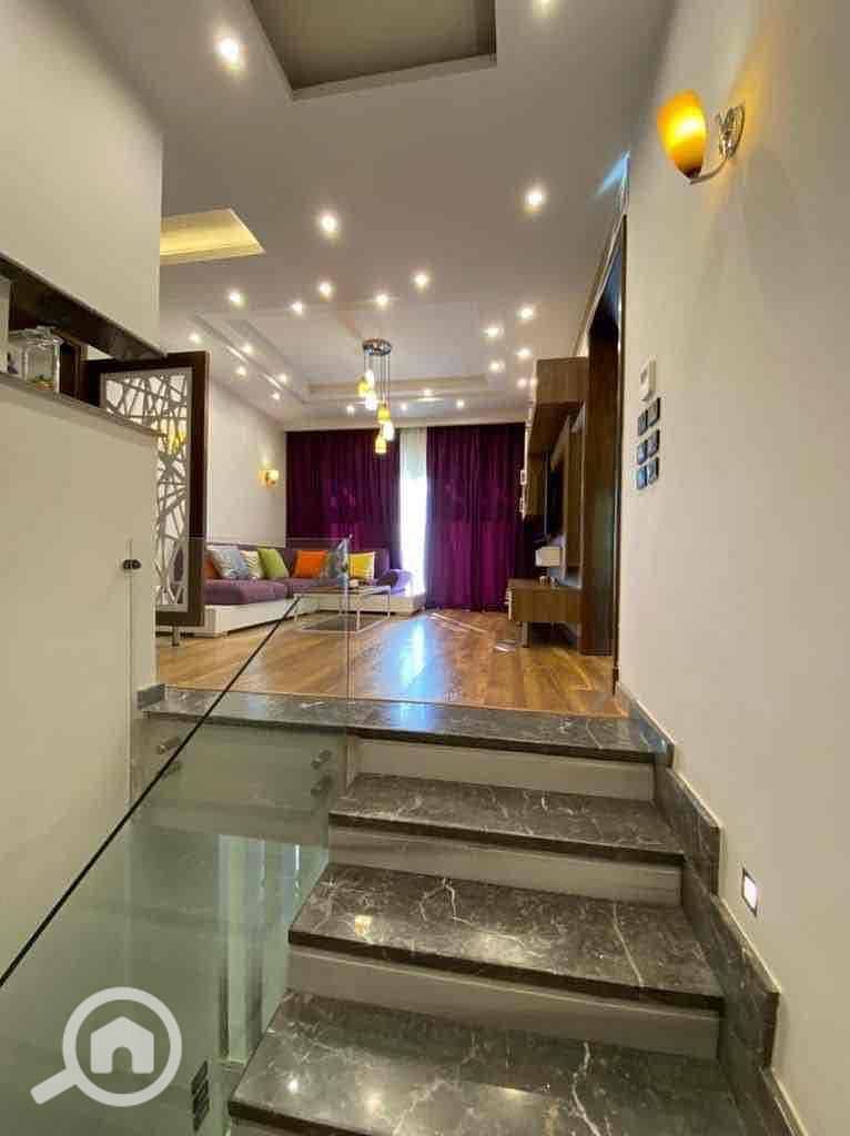 12 1dc0770f-cbe3-4883-8d40-a87714c08157. jpg