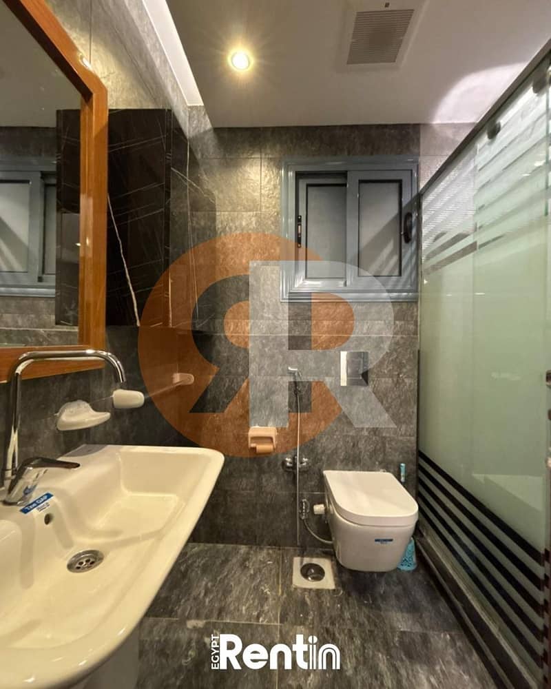 10 WhatsApp Image 2025-10-25 at 10.16. 31 PM. jpeg