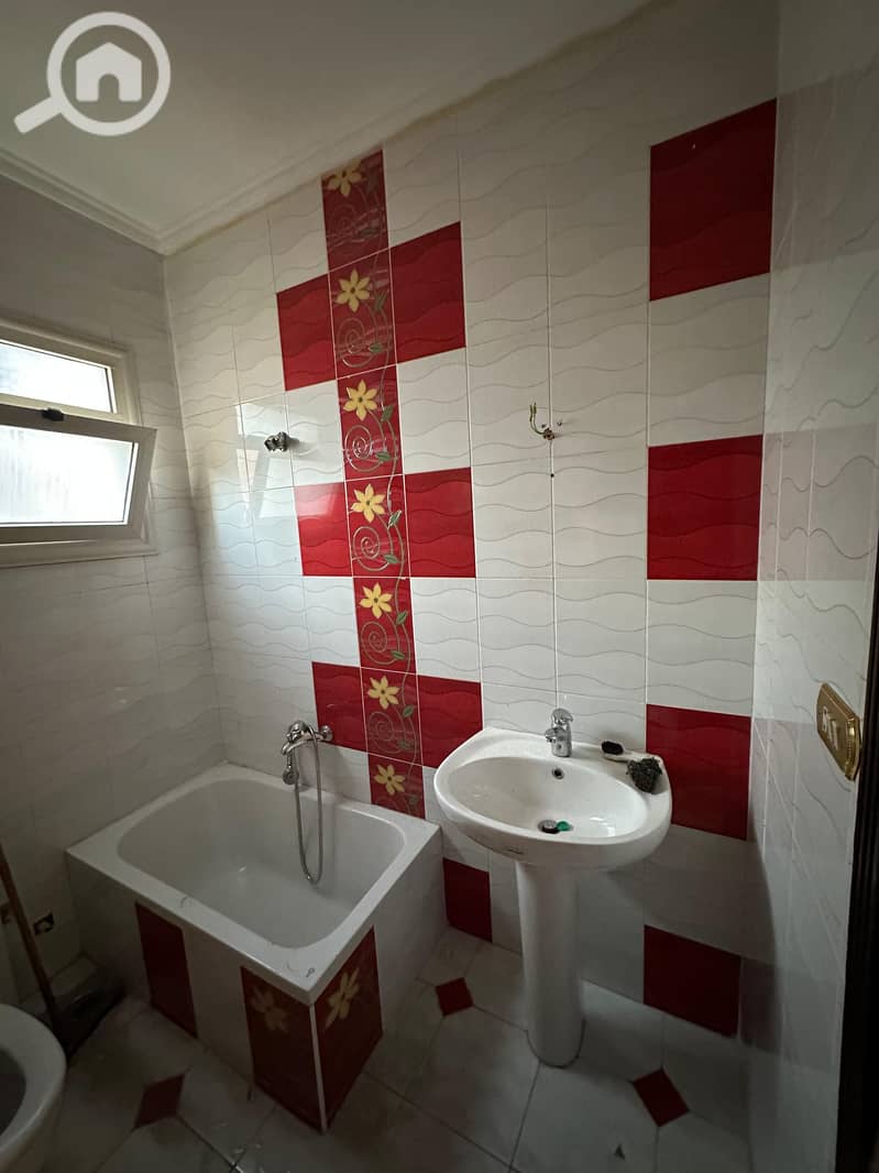 16 IMG-20251123-WA0039. jpg