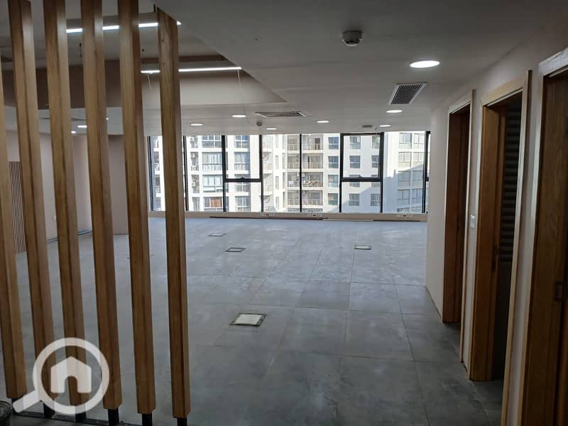 4 df50cc19-120c-45c9-a26f-11eca62db7f1. jpg