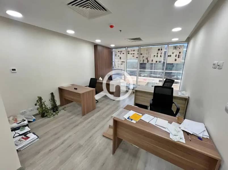 2 656d428c-2635-4789-a0c0-f21cc246ce48. jpg