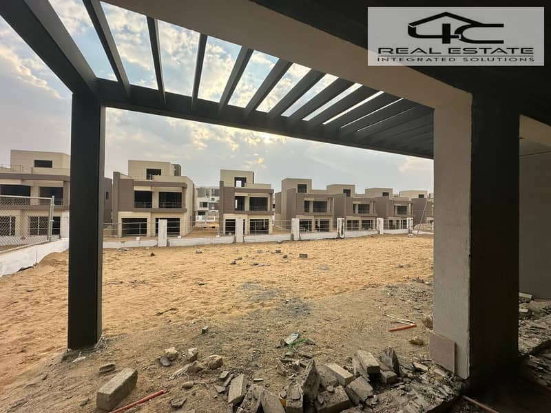 10 WhatsApp Image 2025-02-13 at 11.53. 39 PM (4). jpeg