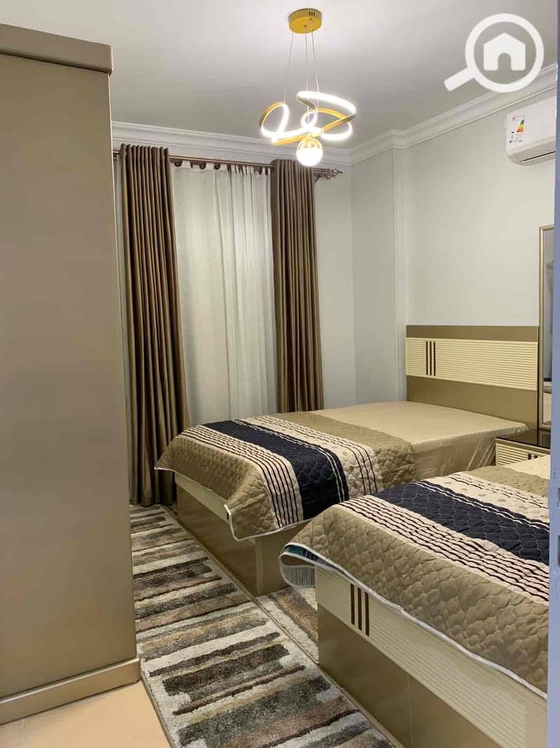 6 a98d089c-d98c-4e4f-8b43-f59b1a60ae05. jpg