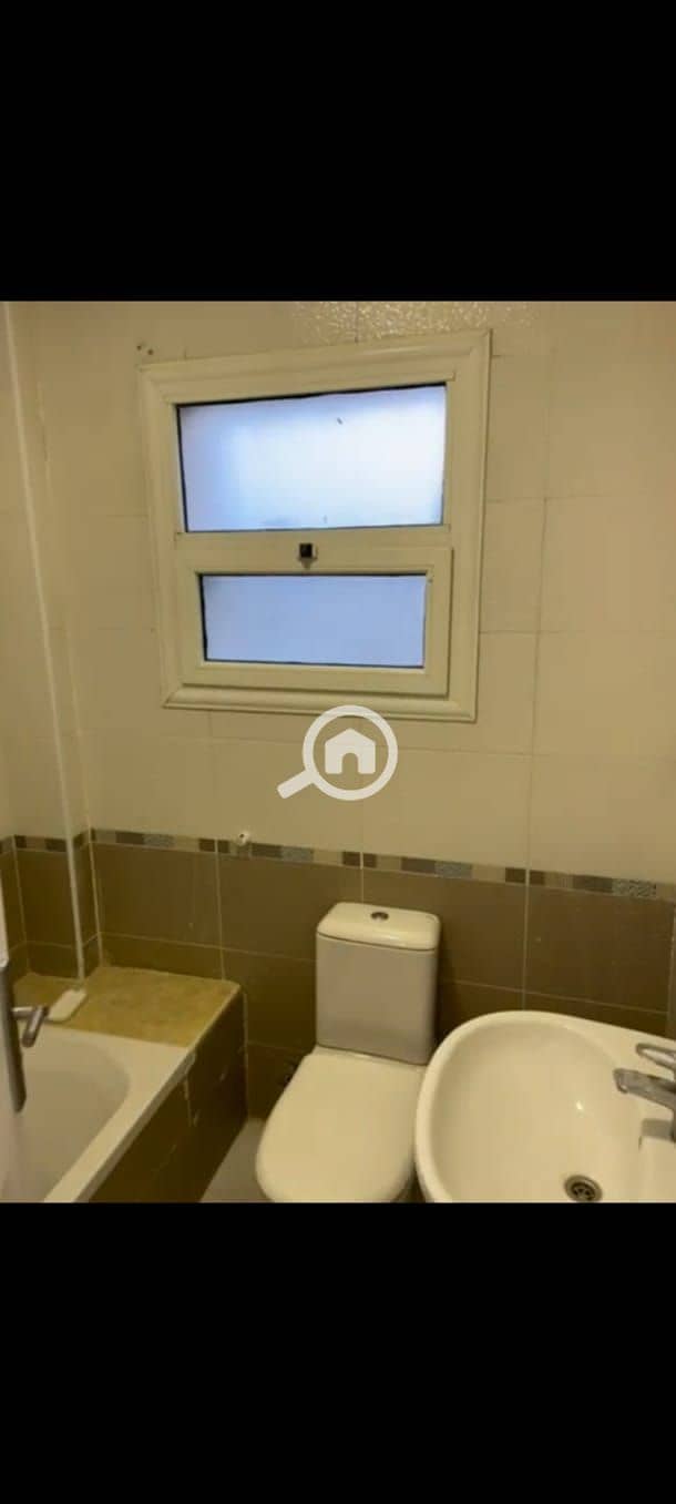 4 2ec4a127-7563-4641-9579-1ae5d3dd77e4. jpg