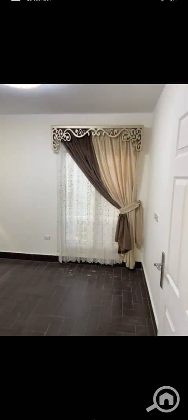 8 d4bea51c-f182-467d-920c-d15fbc8ee53e. jpg