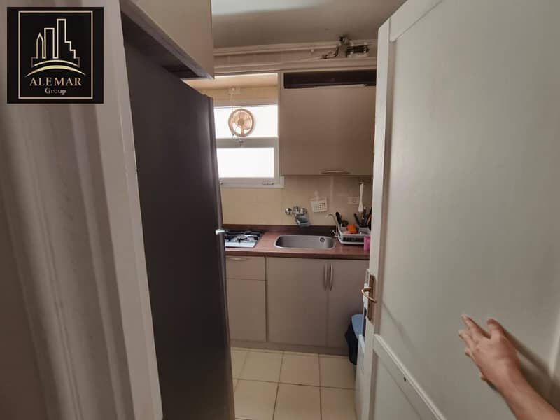 9 82da6247-b083-4d8e-a8c6-36d2701cf4a7. jpg