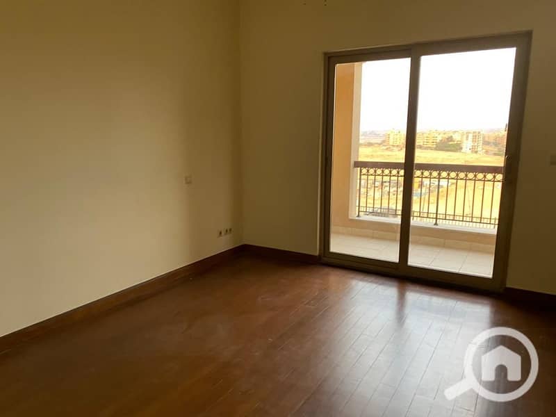 8 21bb86f1-c5c6-47e5-a49e-7852a956f4ce. jpg