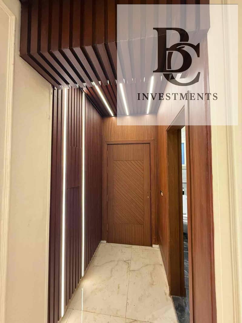 7 e135992e-2e35-43e8-b5f3-b3211802bcd5. jpg