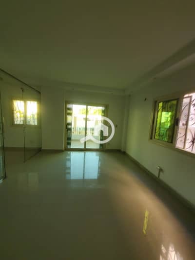 شقة 4 غرف نوم للايجار في القاهرة الجديدة، القاهرة - IMG-20251124-WA0131. jpg