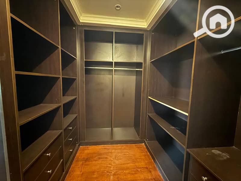 13 850ada27-47ba-49ea-9f4d-401c26011f5d. jpg