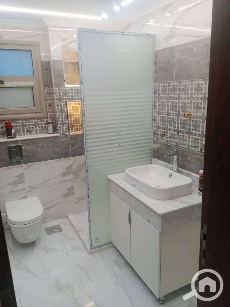 6 IMG-20251128-WA0270(1). jpg