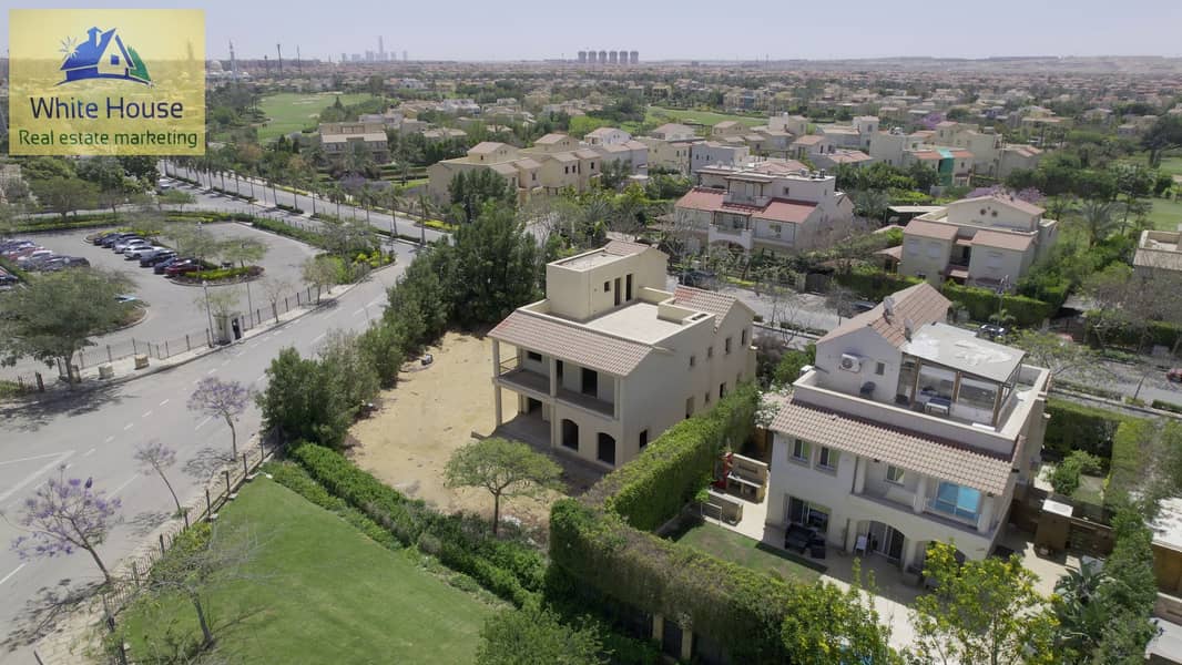 5 3e0fb284-56b3-424f-aa31-139a2f8e2012. jpg