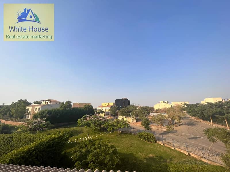 21 c68ca389-4610-4491-83b0-0bb27d10e3a6. jpg