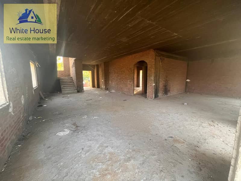 30 953d052c-8a11-443e-b8c7-18a974bb37bc. jpg