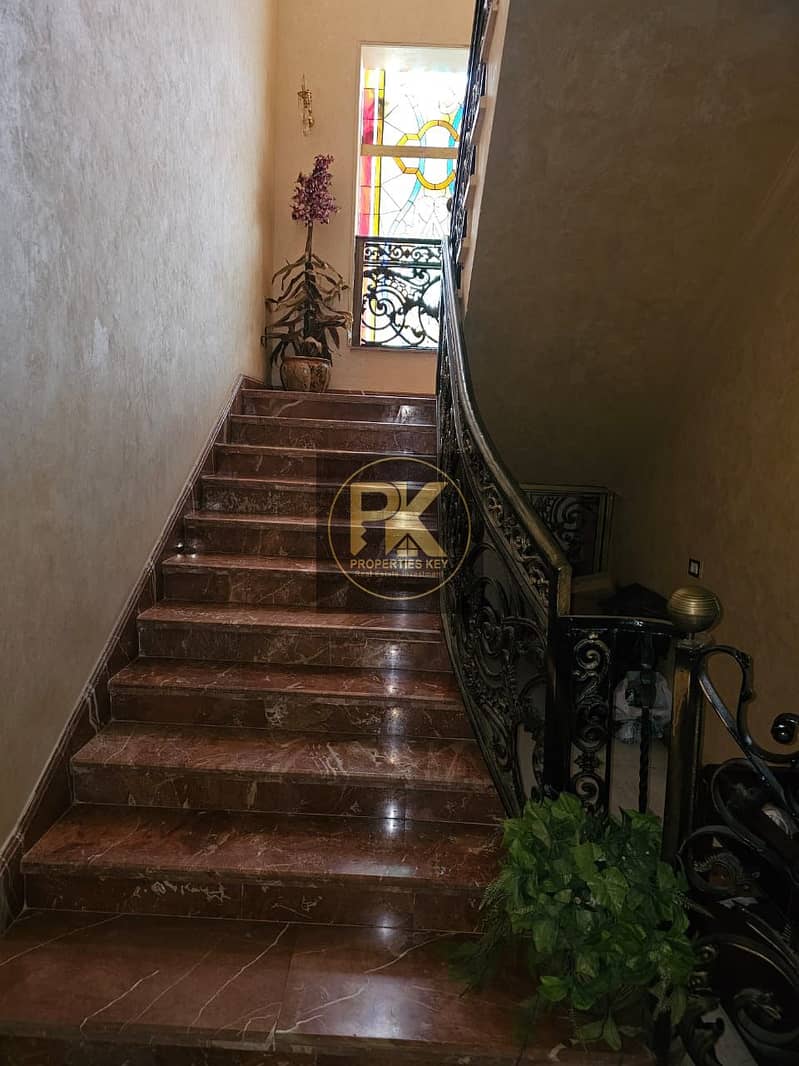 7 WhatsApp Image 2025-11-27 at 11.37. 57 PM (2). jpeg