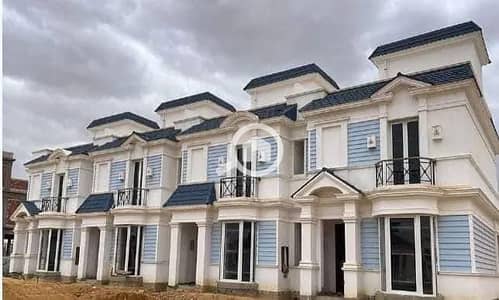 فیلا 3 غرف نوم للبيع في 6 أكتوبر، الجيزة - WhatsApp Image 2025-02-11 at 12.04. 05 PM (1). jpeg