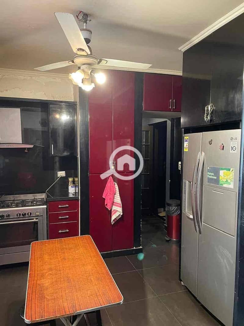 12 e0c643c5-f529-4565-b6dc-c21b88103d3a. jpg