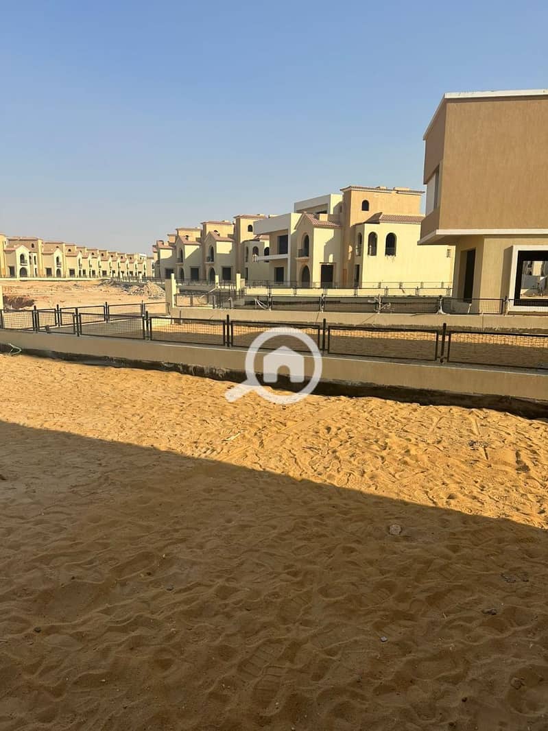 10 photo_2025-10-28_02-55-45 (2). jpg