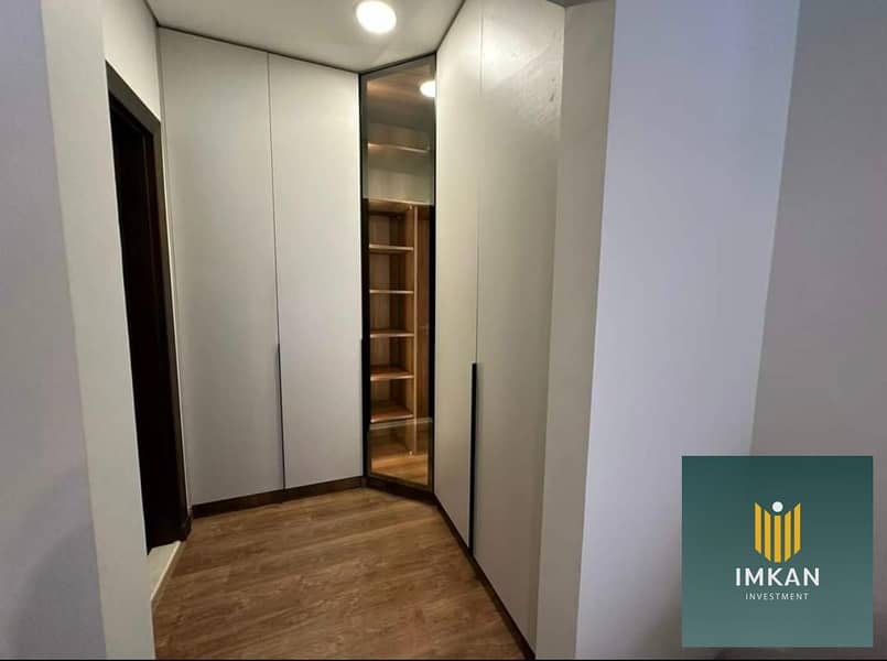 9 3f7d74b1-f9a3-4461-ad30-f82d53a617f7. jpg