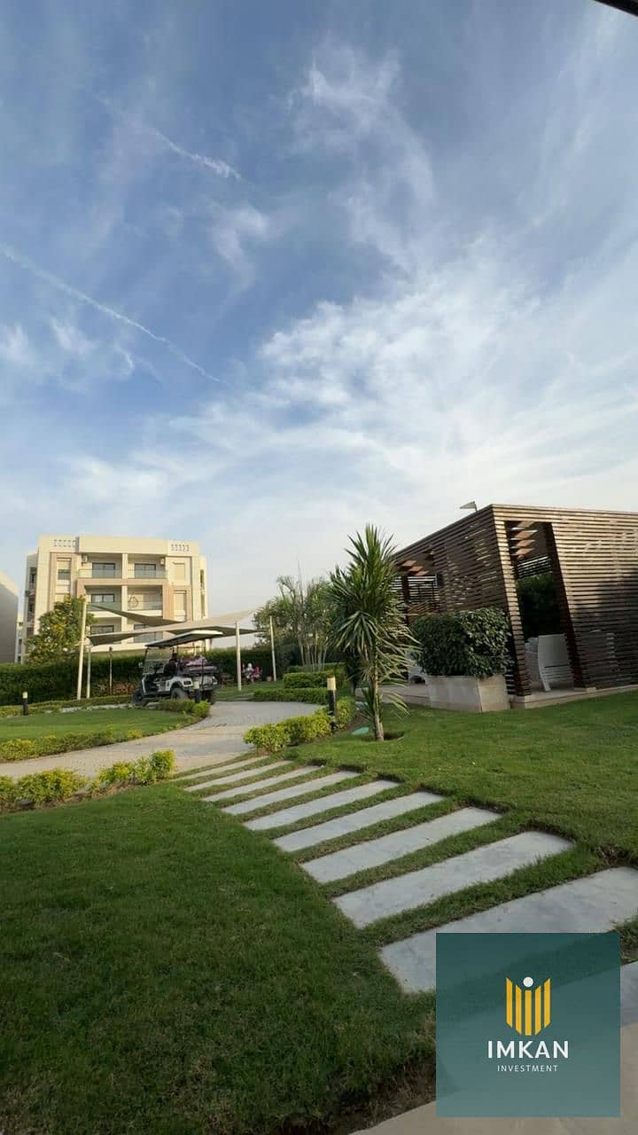 10 5a8a14f1-821c-4e64-8a6c-e2a87f39571a. jpg