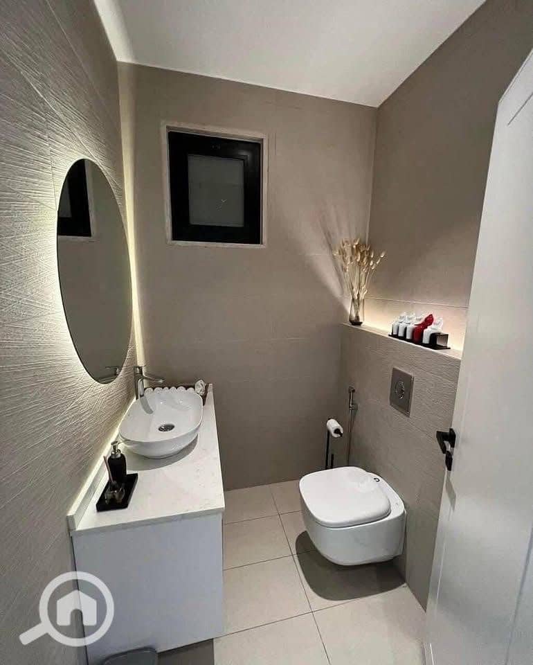 9 557363059_122152509338823839_595376995340440632_n. jpg