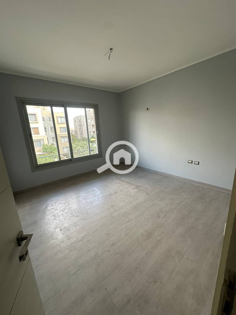 12 WhatsApp Image 2025-11-26 at 11.59. 10 PM (3). jpeg