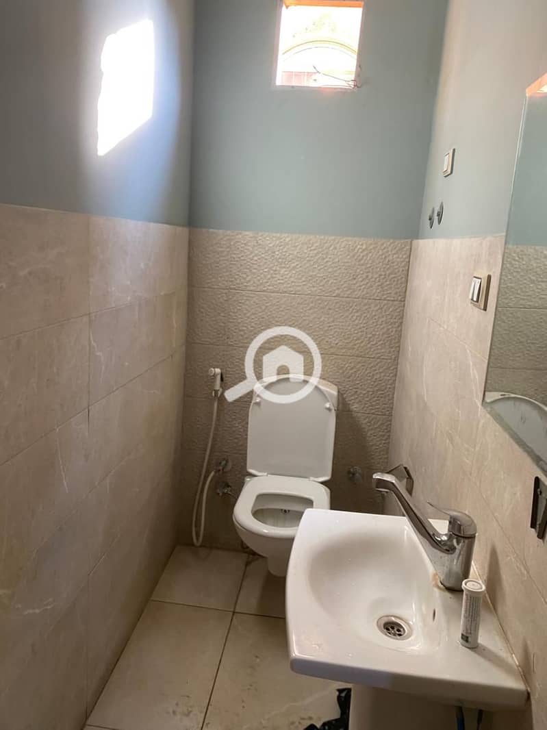 10 WhatsApp Image 2025-11-28 at 5.10. 53 PM (2). jpeg