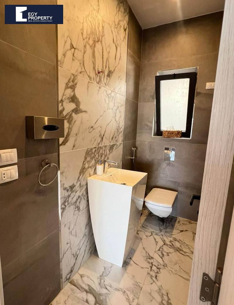 4 WhatsApp Image 2025-11-28 at 1.39. 27 PM. jpeg