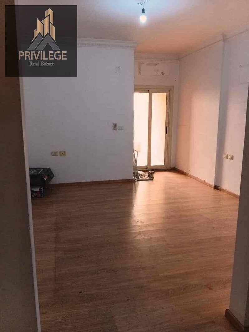 7 b07282b7-cd12-4d16-afd2-9b922a7b2d37. jpg