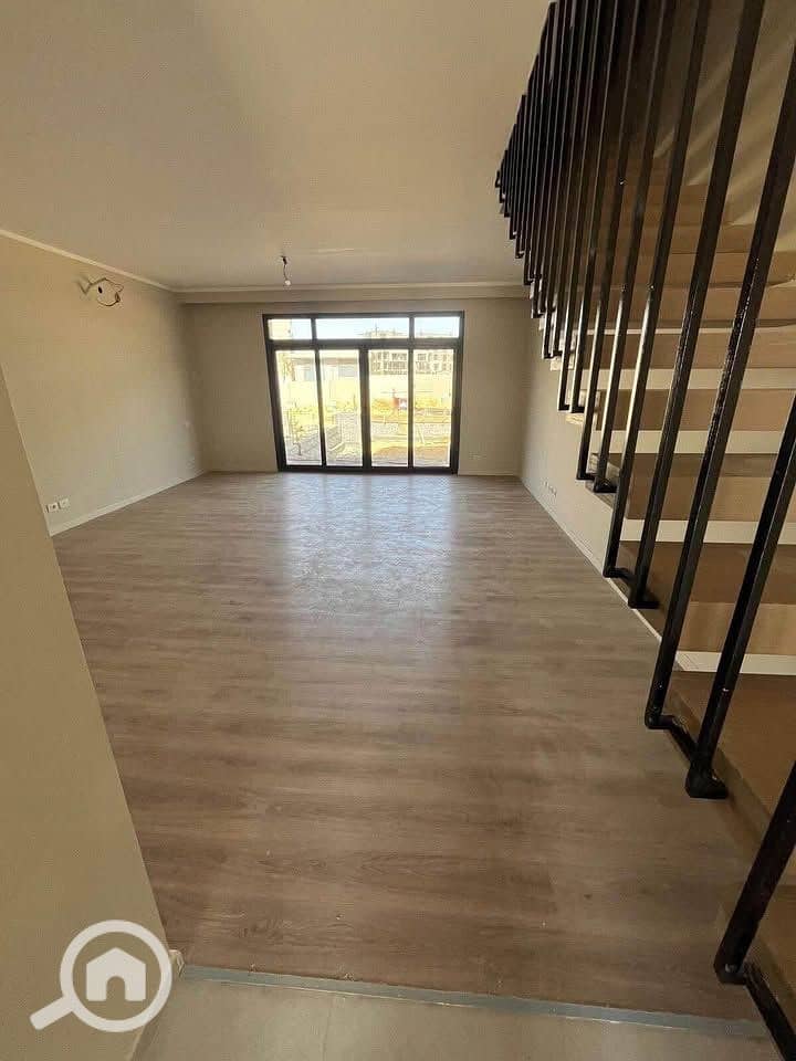 7 508392541_1723949941829590_6470527276999099294_n. jpg