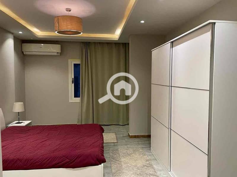 11 a94578e7-fc4c-448c-b90d-247e941d59af. jpg