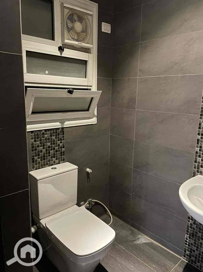 14 7b6faf06-aaaa-423a-9101-6642757f4b00. jpg