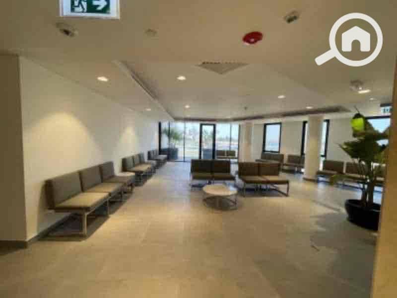 2 0220d84a-37d6-458d-ad0d-bafe51598cf0. jpg