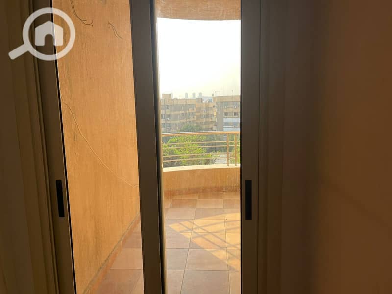 9 5498b414-1cdc-4a05-9daf-da422c0fa898. jpeg